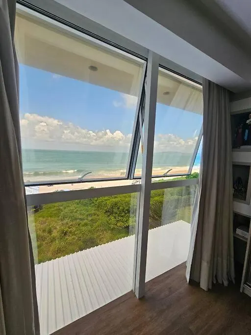شقة Exclusivo Frente Mar C Piscina E Jacuzzi Termica كامبوريو 0*,  البرازيل
