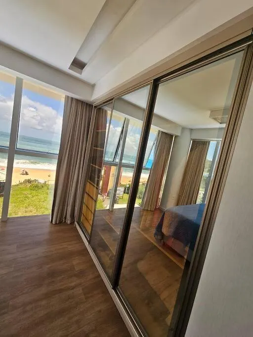 شقة Exclusivo Frente Mar C Piscina E Jacuzzi Termica كامبوريو 0*,  البرازيل